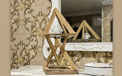 Hollow Pyramid – Table Lamp